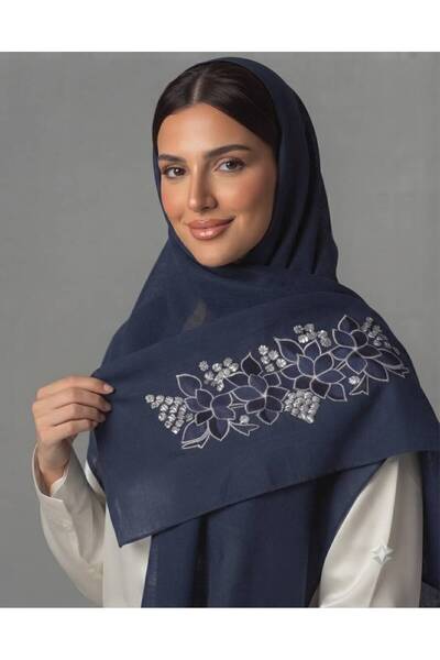 Veil Designer طرحه طبقتين بتطريز علي الطرفين قماش بوال ياباني 190*60