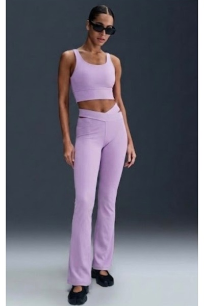 Nike Zenvy Rib Lila Fitilli Sporcu Sütyeni Rahat Kalıp Dikişsiz Dri-FIT Light...