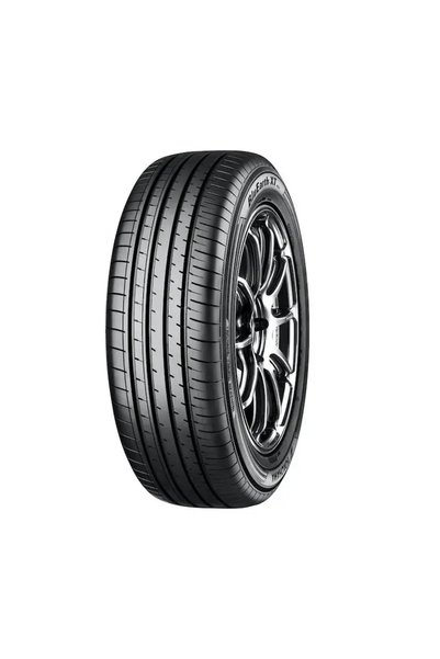 Yokohama 215/60 R17 96H BluEarth-XT AE61 Yaz 4x4 2025