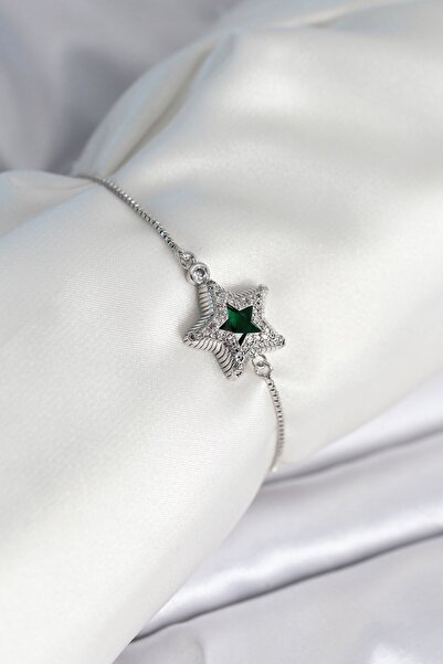 Inure Jewelry سوار نسائي فضي اللون من ماركة يلدز موديل مع تصميم المصعد