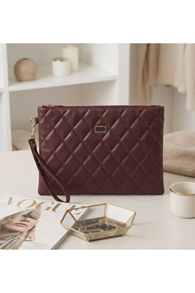 BK Bags & Accessories حقيبة يد نسائية متوسطة الحجم باللون الأحمر الداكن
