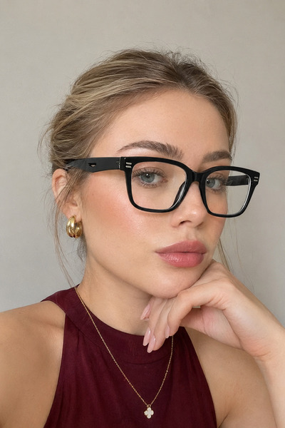 Chunky Frame نظارات نسائية من ليناس بإطار أسود مربع الشكل مع فلتر للضوء الأزرق