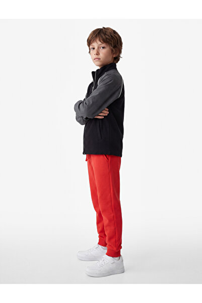 Koton Basic Jogger Sweatpants with Belted Laces and Pockets