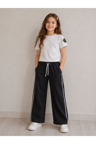 wees mod Girl's Stylish Set with Star Stone Detail