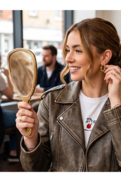 Barla Kadın Altın Kaplama Modern Burgu Küpe - Street Style