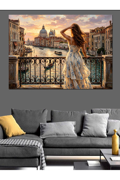Artmeg Femeie stând pe balcon pe Canalul Venețian - Pânză decorativă - Masă d...