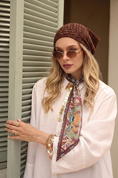 The Champ Clothing Eșarfă de gât pentru femei Aurelia Jardin cu model burgund...