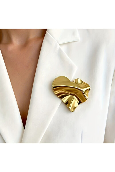 Choice WF5733-1 Fashionable and Minimalist Gold Color Pleated Irregular Heart...