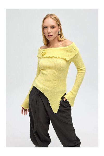 LC Waikiki Nevavm Farkıyla Casica Carmen Collar Yellow Knitwear Sweater