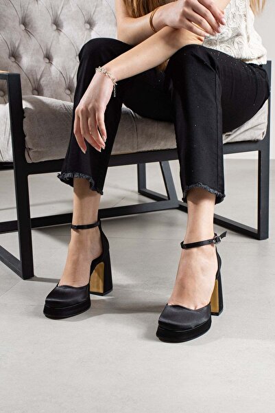 FS KOMBİN COLLECTİON Mayotte Women's Black Satin Closed-Front Platform Heeled...