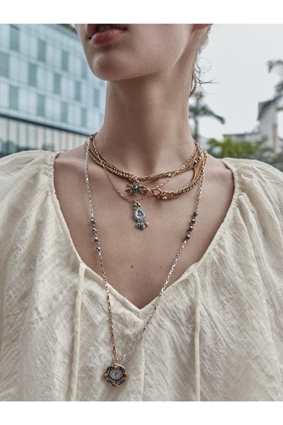 Bo Takı ve Aksesuar Brand Model 3-Piece Watch and Necklace Set