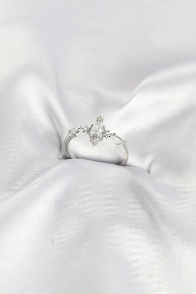 Eco Lounge Silver Color Vintage Model Zircon Stone Ring