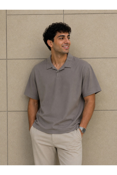 jeneric Men's Short Sleeve Shirt