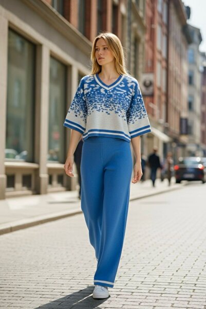 Intisimo Women's Knit Two-Piece Set, Model, Blue