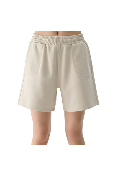 4F Women's Shorts L