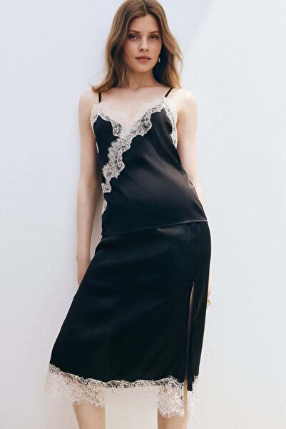 H&M Lace-trimmed skirt
