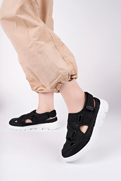 McDark ΠΑΠΟΥΤΣΙΑ UNISEX ΜΑΥΡΟ ΛΕΥΚΟ ΑΘΛΗΤΙΚΑ ΑΘΛΗΤΙΚΑ ΠΑΠΟΥΤΣΙΑ