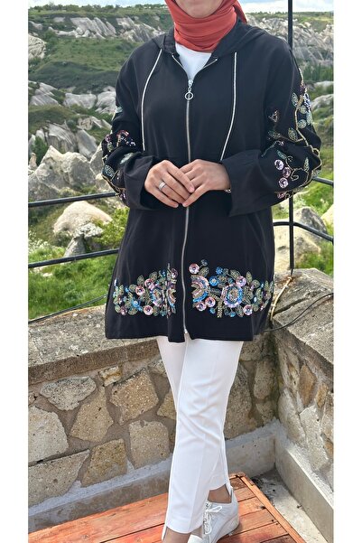 Sernisa Moda Boncuk İşleme Detaylı Kapüşonlu Fermuarlı Ceket