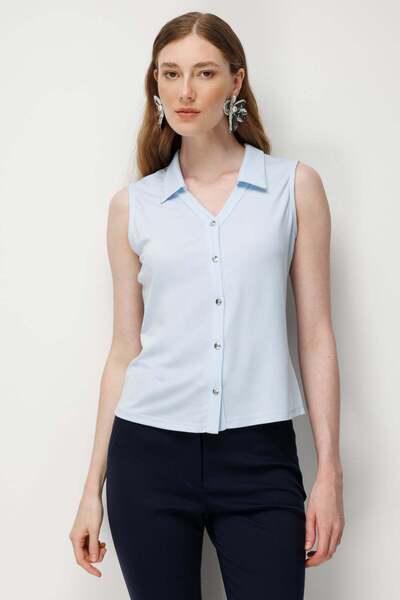 Polo Neck Buttoned Blouse