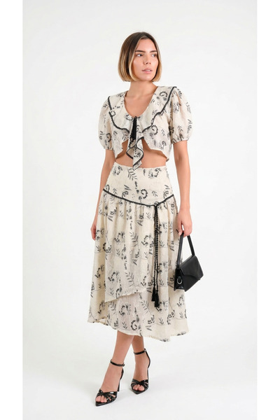 Caddebostan Moda Lace Detailed Flounce Blouse and Skirt Two-Piece Set
