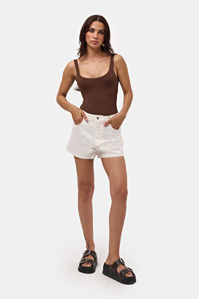 it's basic Kadın Kırık Beyaz 7s6-101 Mini Mom Denim Şort