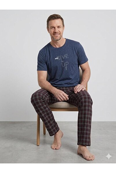 fameshomewear طقم بيجامة صيفي للرجال بأكمام قصيرة ونقشة مربعات