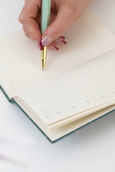 Matt Notebook Agendă de buzunar în carouri, planificator săptămânal nespecificat, din in, 9x18 cm