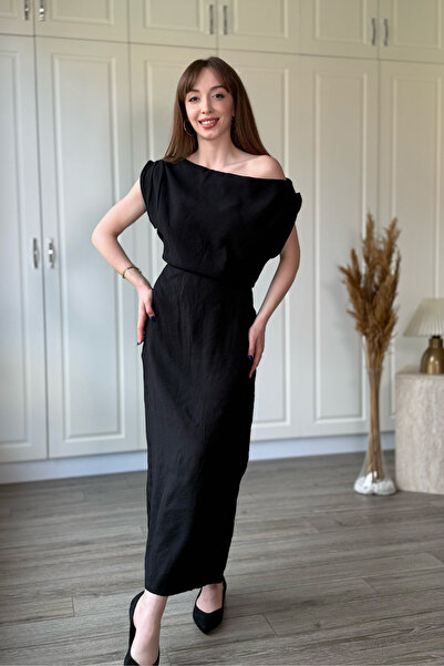 Dilay Gökoğlu Butik Düşük Omuz Keten Midi Siyah Elbise