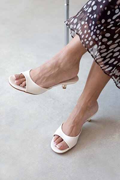 STRASWANS Denis Women's Heeled Leather Sandals Beige