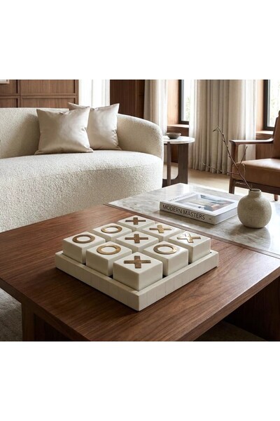 Vi Markets A luxurious resin Tic-Tac-Toe game featuring oversized pieces and ...