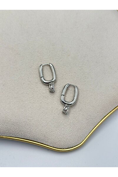 BYYEŞO Baguette Stone Hoop Earrings (Brass Plated)
