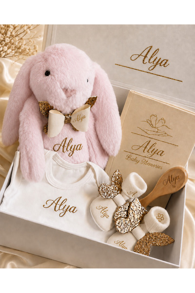 Emsera Atelier Kişiye Özel İsimli Pembe Peluş Tavşan Kız Bebek Hediye Seti