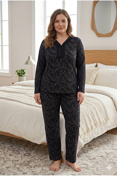 MAYSSTORE Lace-Trimmed Lapel Buttoned Plus-Size Pajama Set