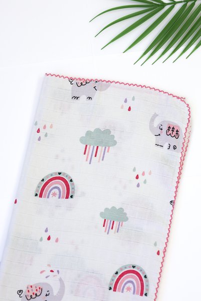 Sitilin Baby Girl Single Layer Muslin Swaddle Blanket with Pompom Summer Stroller Cover Baby Gift Stl7200