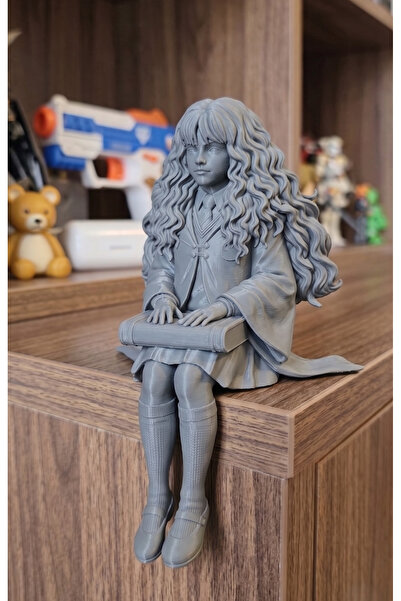 joiecreatif Hermione Esintili Oturan Kitap Kurdu Figürü | 3D Baskı Dekoratif ...