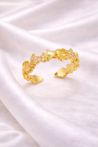 Duiwerlis Women's Adjustable Gold Color Ring with Sea Shell, Dog and Star Figures