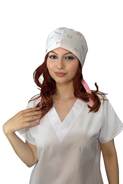 ÇİMEN BUTİK Pamuklu Poplin Cerrahi Ve Aşçı Bone Beyaz ve Pembe Fiyonk Desenli