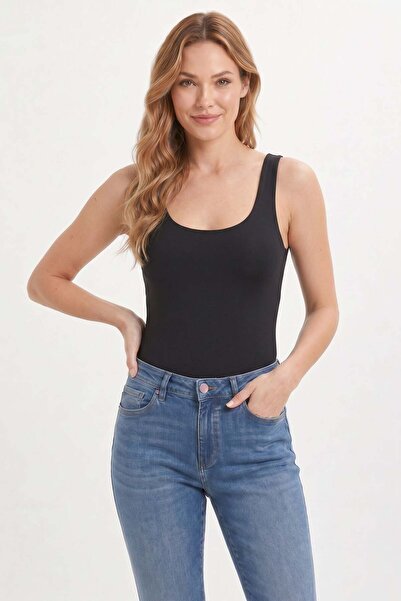Tudors Women's Slim Fit, Narrow Cut, Strappy, Square Neck, Open Back, Sandy F...