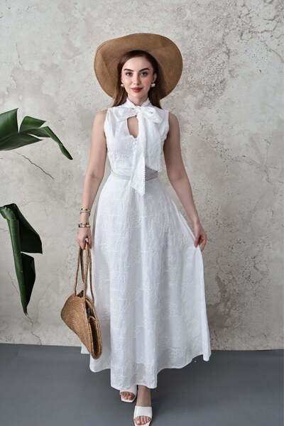 Elbee Fashion Woman Εκρού Φόρεμα με Κέντημα και Δέσιμο στο Λαιμό