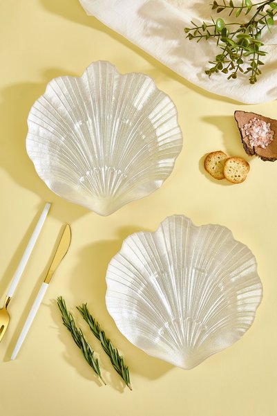 Lora Bianca Maris 2 Piece White Large Seashell Glass Appetizer Serving Plate Set - 2 Pieces