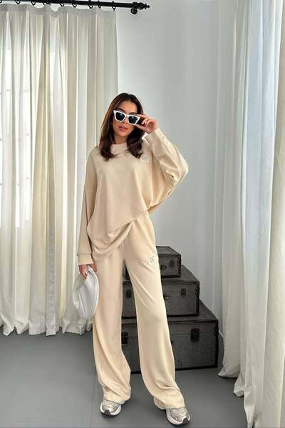 Caddebostan Moda Women's Ribbed Sweater and Wide-Leg Pants Two-Piece Set