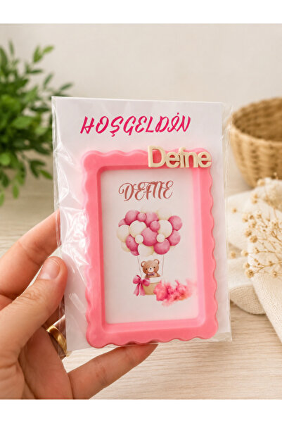 Maku home Kişiye Özel Kız Bebek İsimli Resim Magnet Çerçeve , Yenidoğan,Doğum...