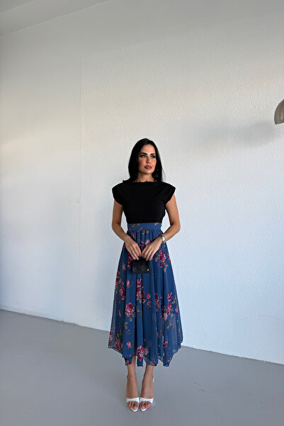 LİLA İSTANBUL Crew Neck Chiffon Dress
