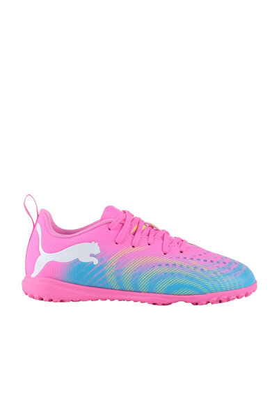 Puma Future 9 Play TT Çocuk Pembe Halı Saha Ayakkabısı (108929-05)