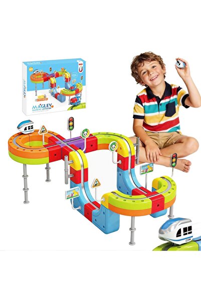 Noname Set Tren cu Traseu Magnetic, Circuit 3D cu Trenulet si Adsorbtie M...
