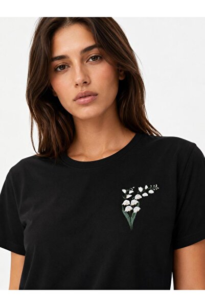 yubistitch Tshirt Embroidered with Müge Flowers - Combed Cotton - Black