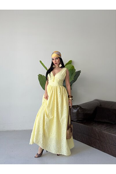ZF BUTİK Brode İşlemeli Uzun Elbise