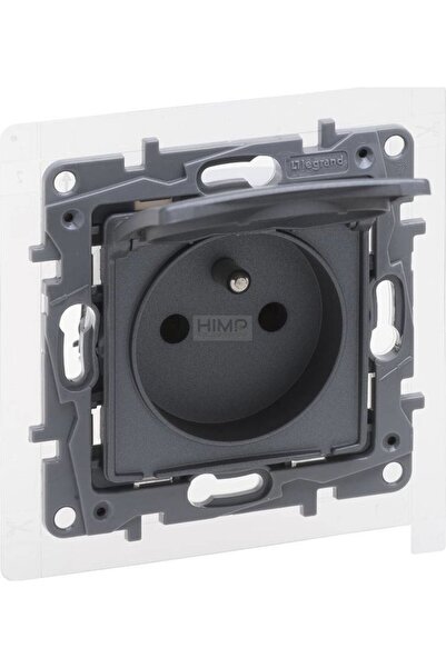 Legrand Niloe Selection Priză 2p+t IP44 16A 250V cu obturator, cleme șurub di...