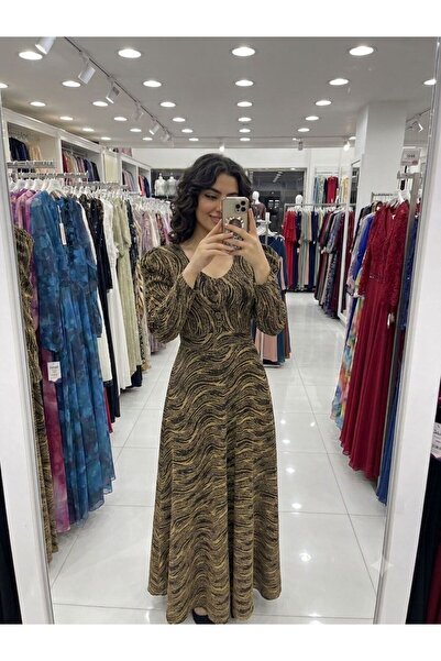 Pyramid masterpieces Women's evening dress