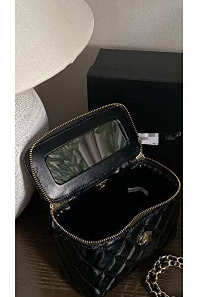Generic Handbag with Accessories
